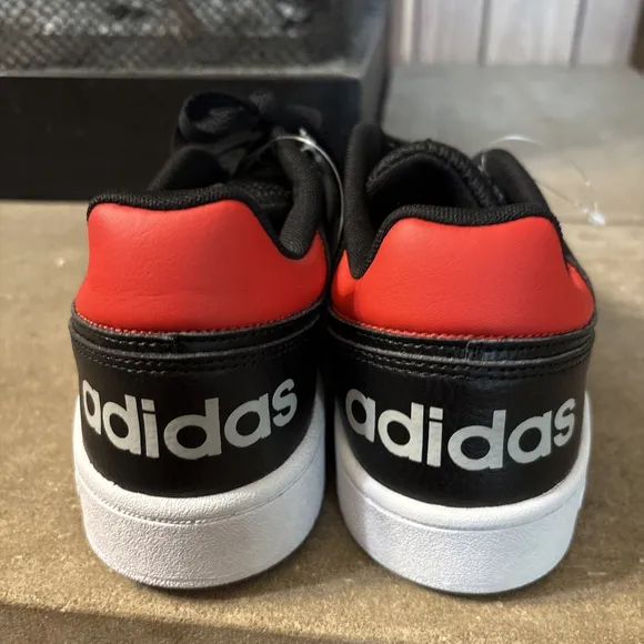 Adidas Hoops 2.0 Casual Shoes Black/Gray/Red EE7800 Men's Size 10 Leather NWT