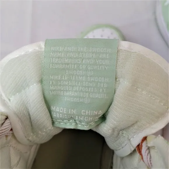 Air Jordan 1 Retro High Seafoam, Big Kids Size 6.5