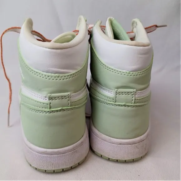 Air Jordan 1 Retro High Seafoam, Big Kids Size 6.5
