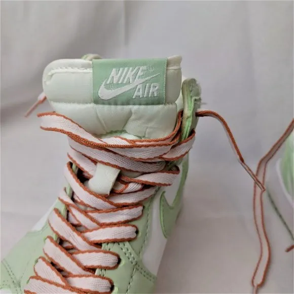 Air Jordan 1 Retro High Seafoam, Big Kids Size 6.5