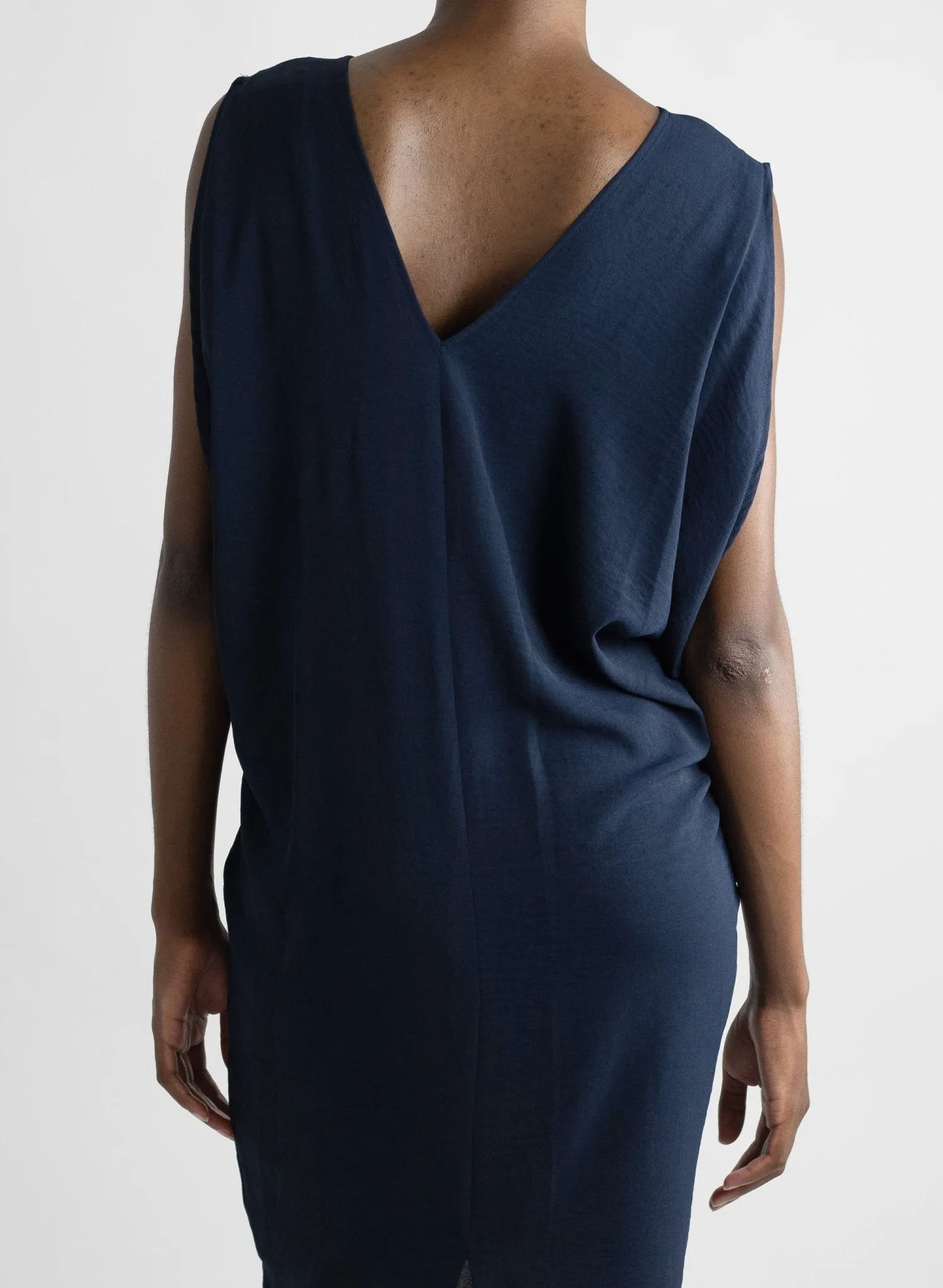 Airflow Gown - Navy