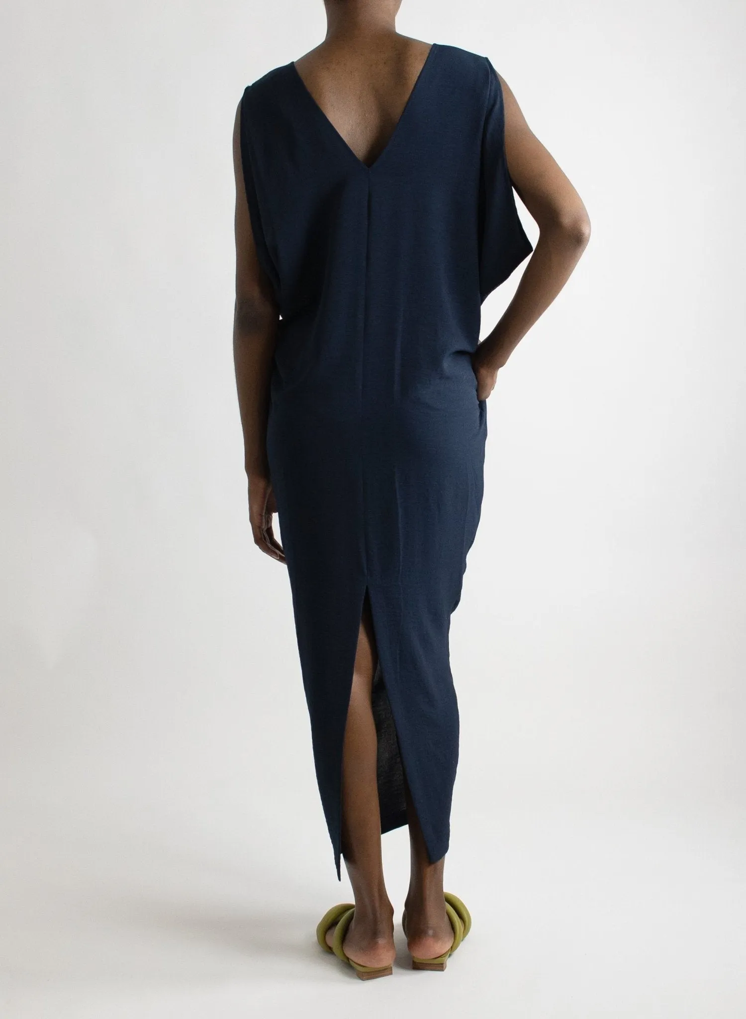 Airflow Gown - Navy