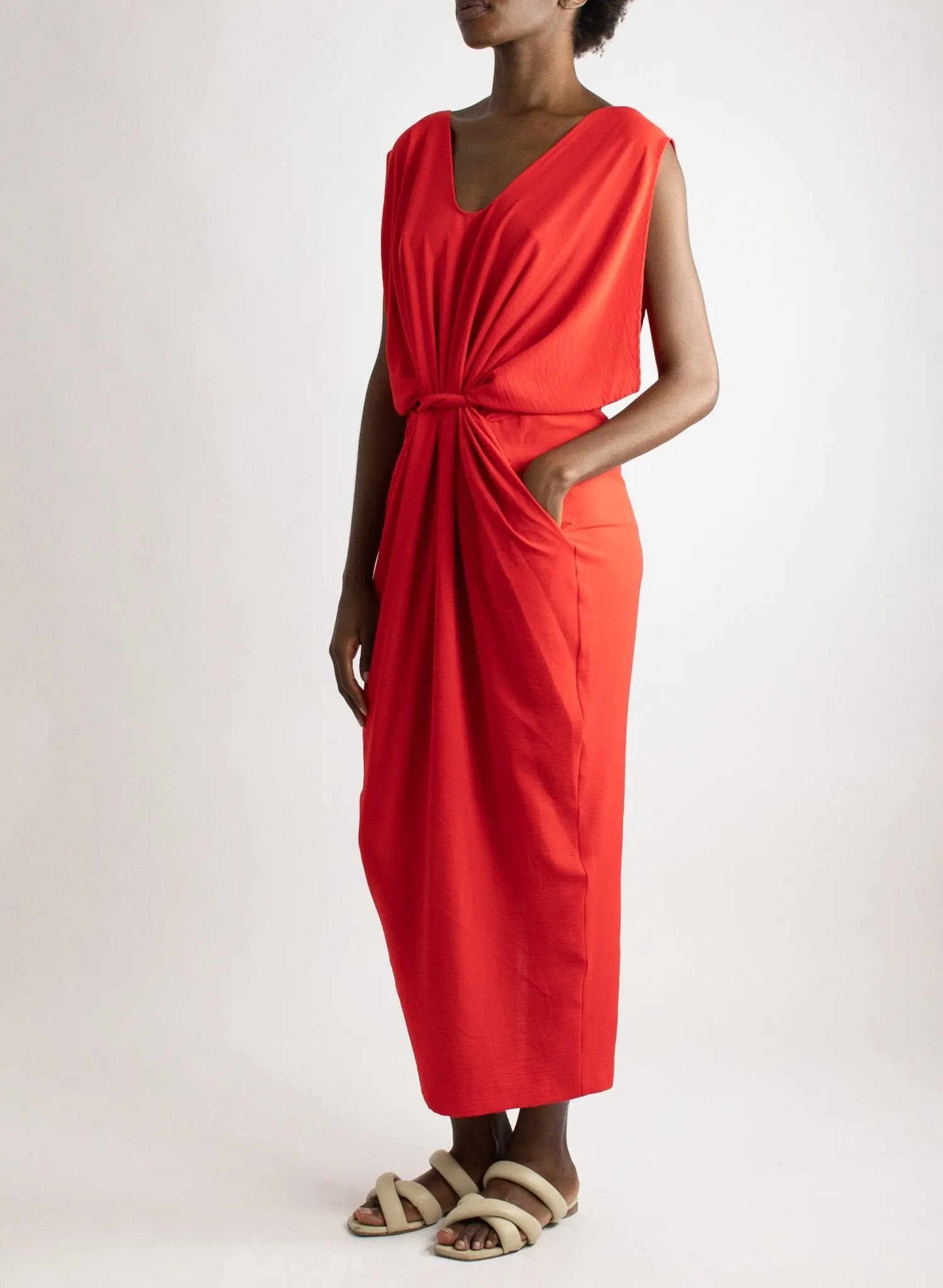 Airflow Gown - Scarlet
