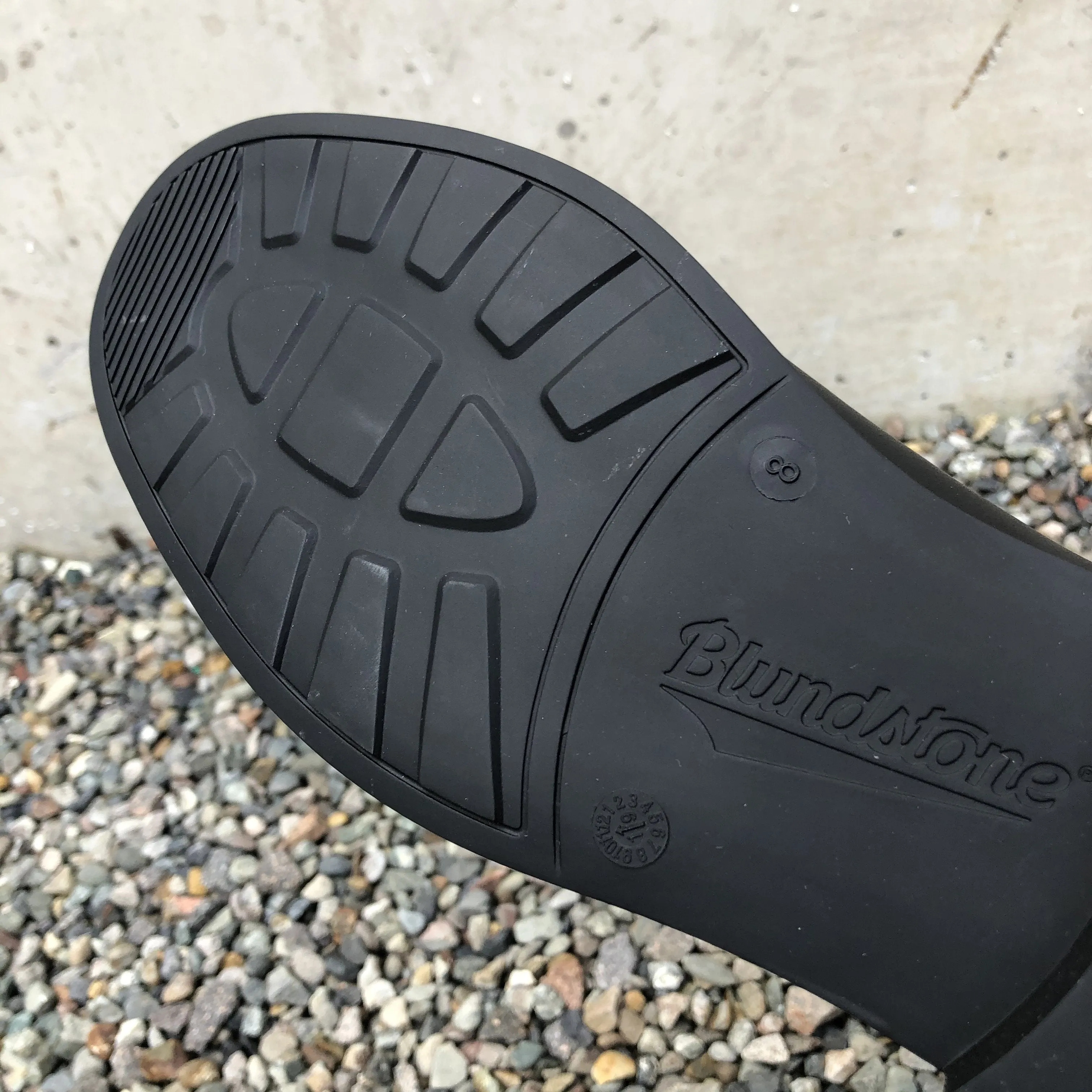 Blundstone - 1901 Unisex Ankle Dress Boot - Black