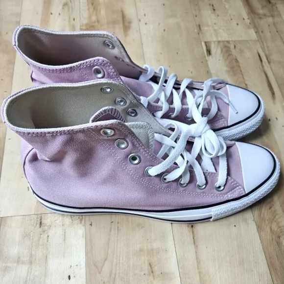 Converse Chuck Taylor All Stars Canvas High Top