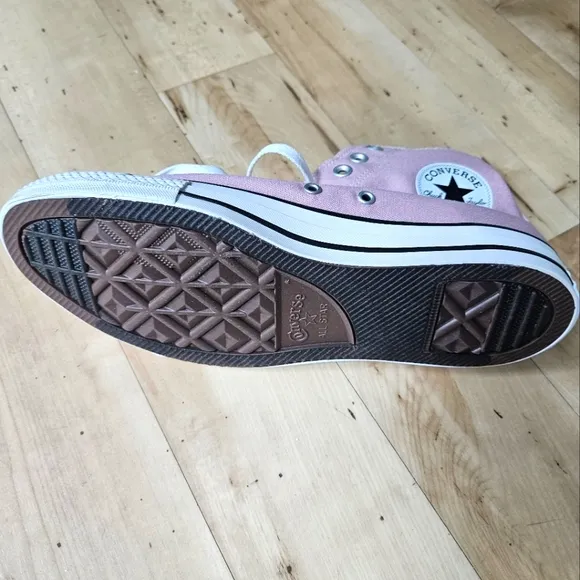 Converse Chuck Taylor All Stars Canvas High Top