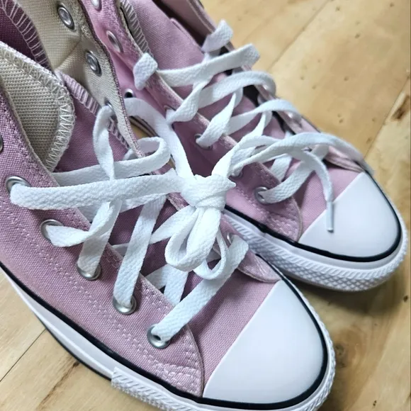 Converse Chuck Taylor All Stars Canvas High Top