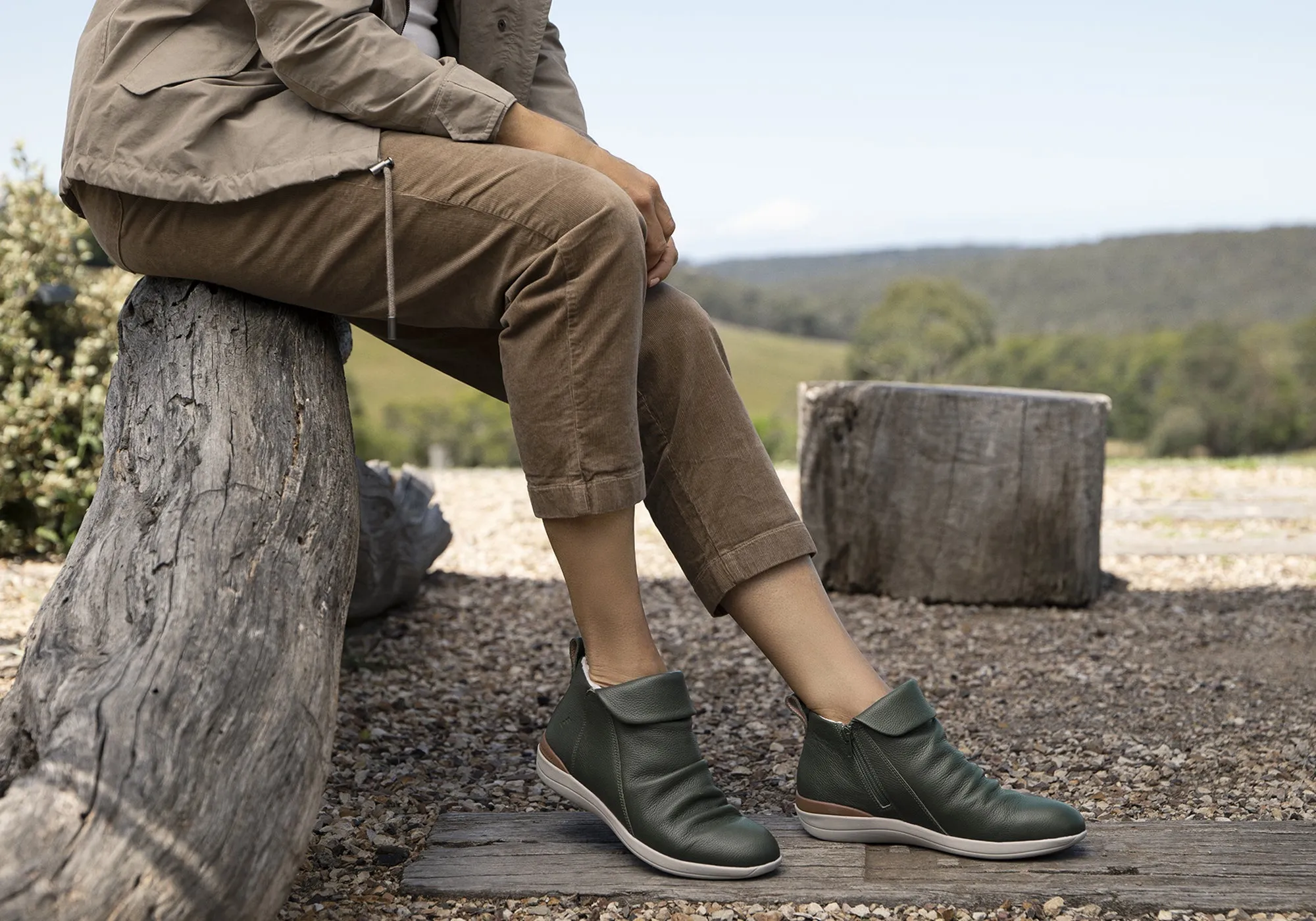Homyped Glee Womens Comfortable Supportive Leather Ankle Boots