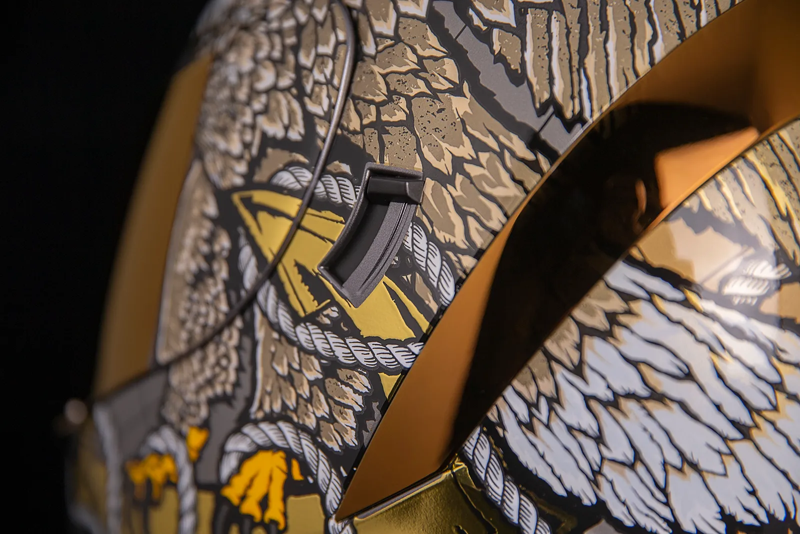 ICON Airform™ Helmet - Semper Fi - Gold