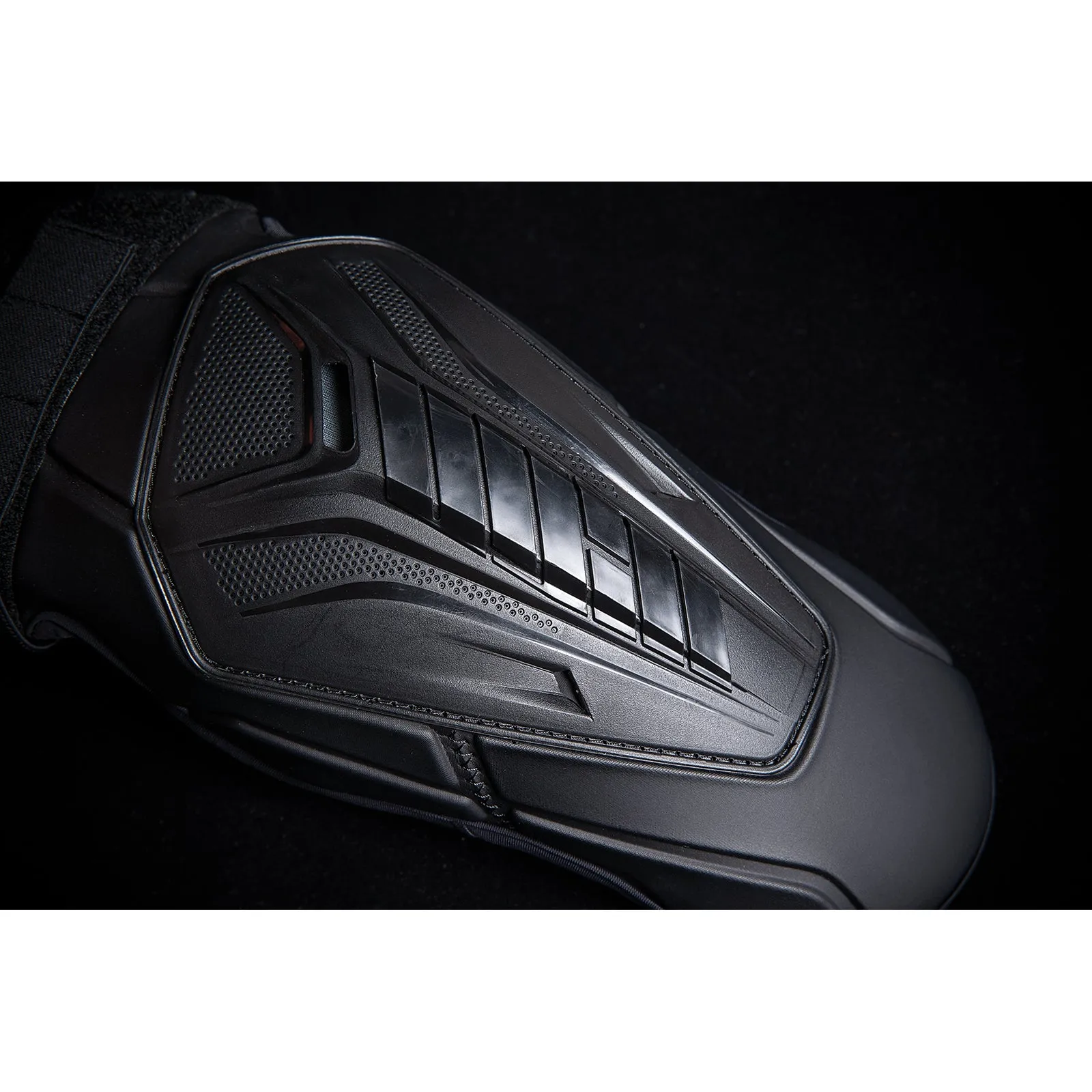 ICON Field Armor 3™ Elbows