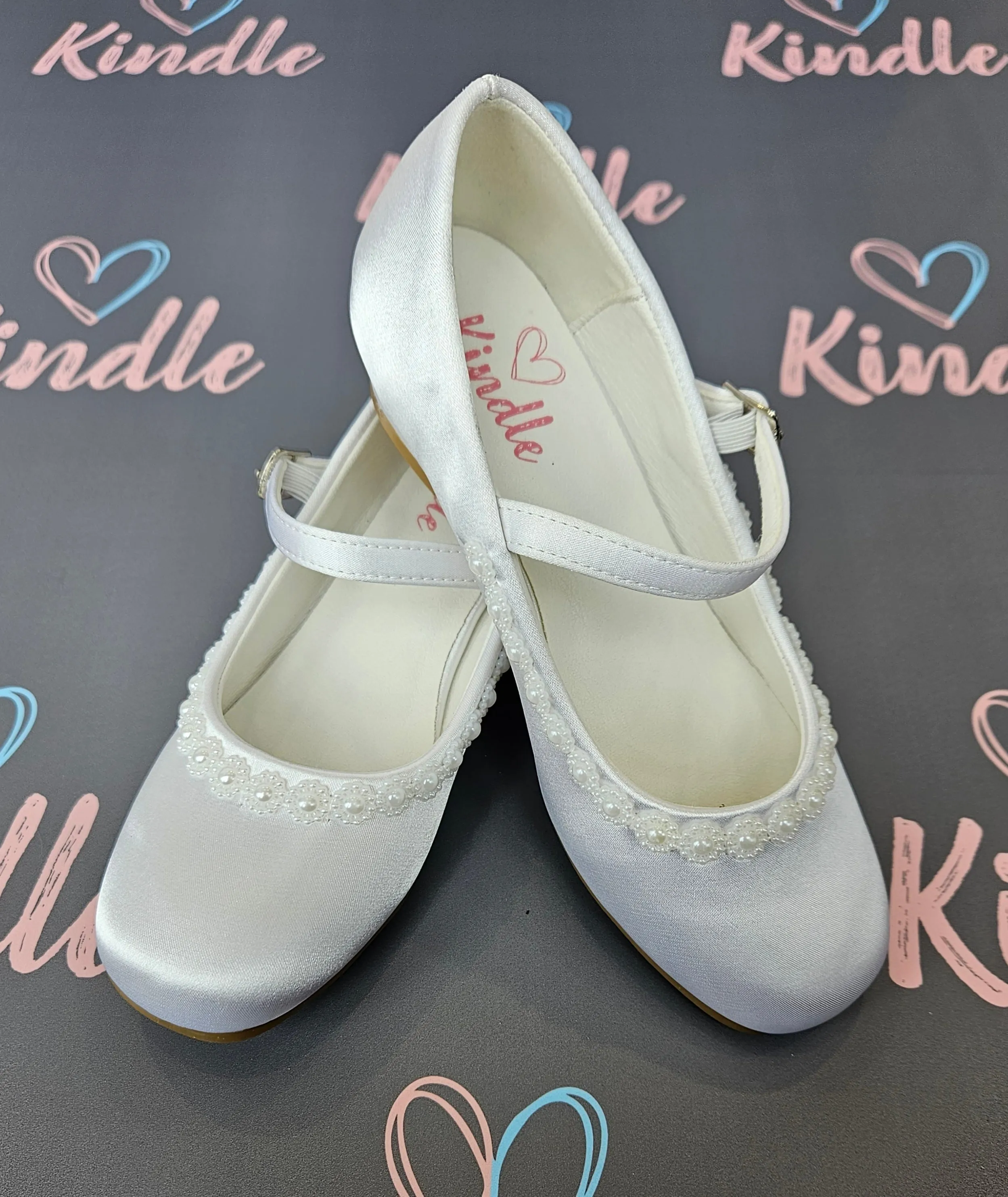 KINDLE Girls White Communion Shoes:- Heels Pearl