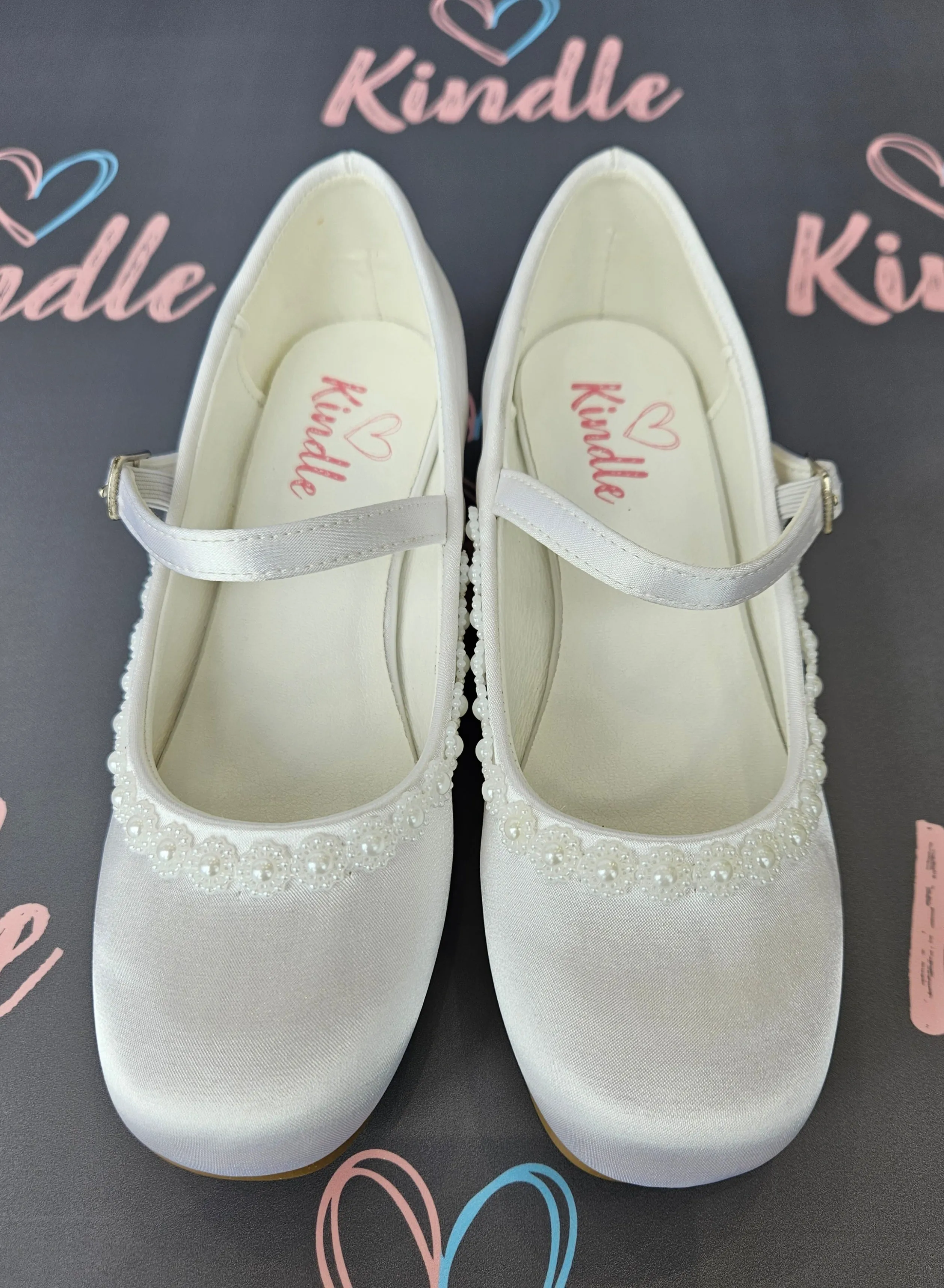 KINDLE Girls White Communion Shoes:- Heels Pearl