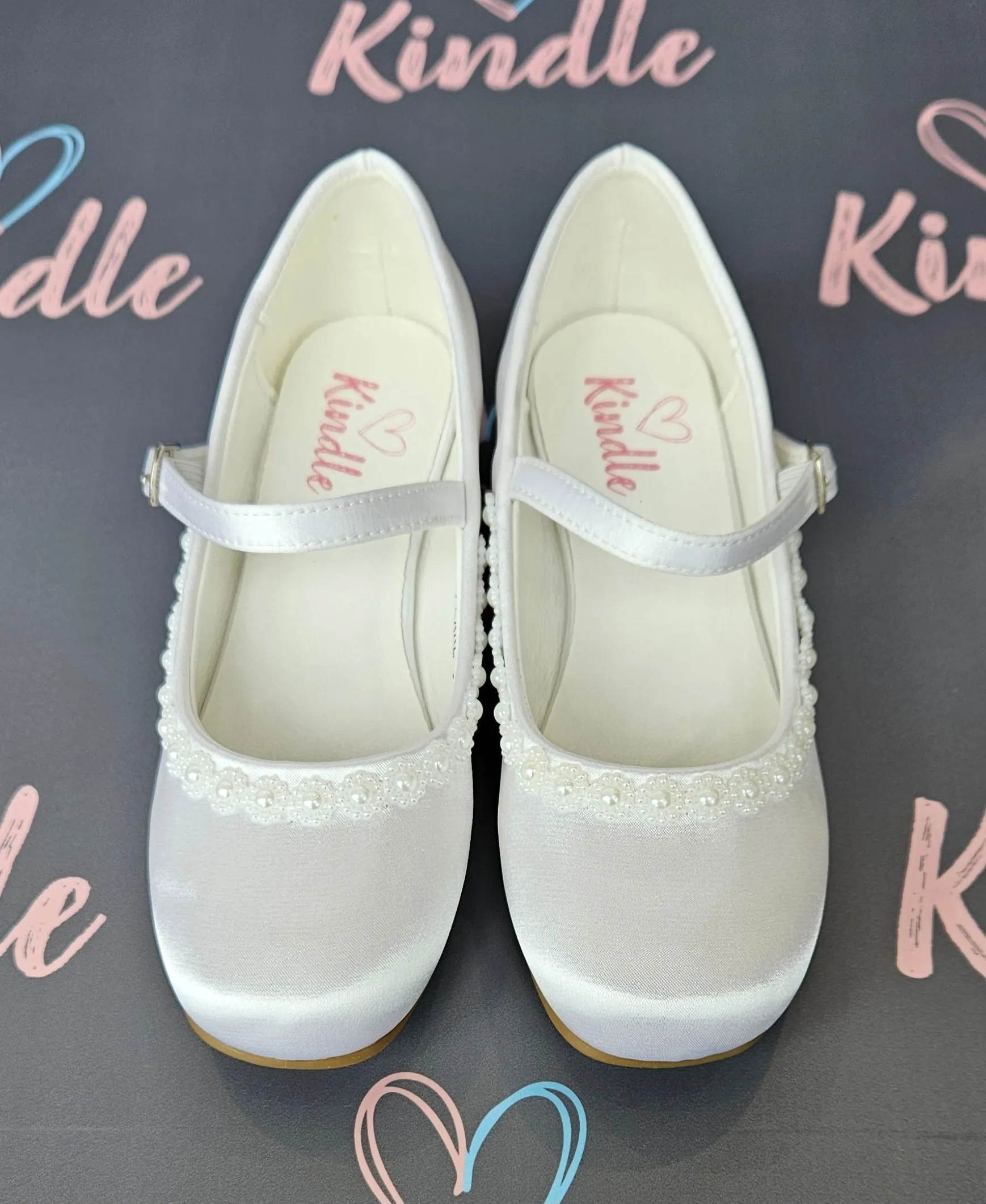 KINDLE Girls White Communion Shoes:- Heels Pearl