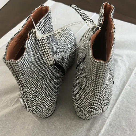 Kurt Geiger London Kids' Mini Burlington Bootie