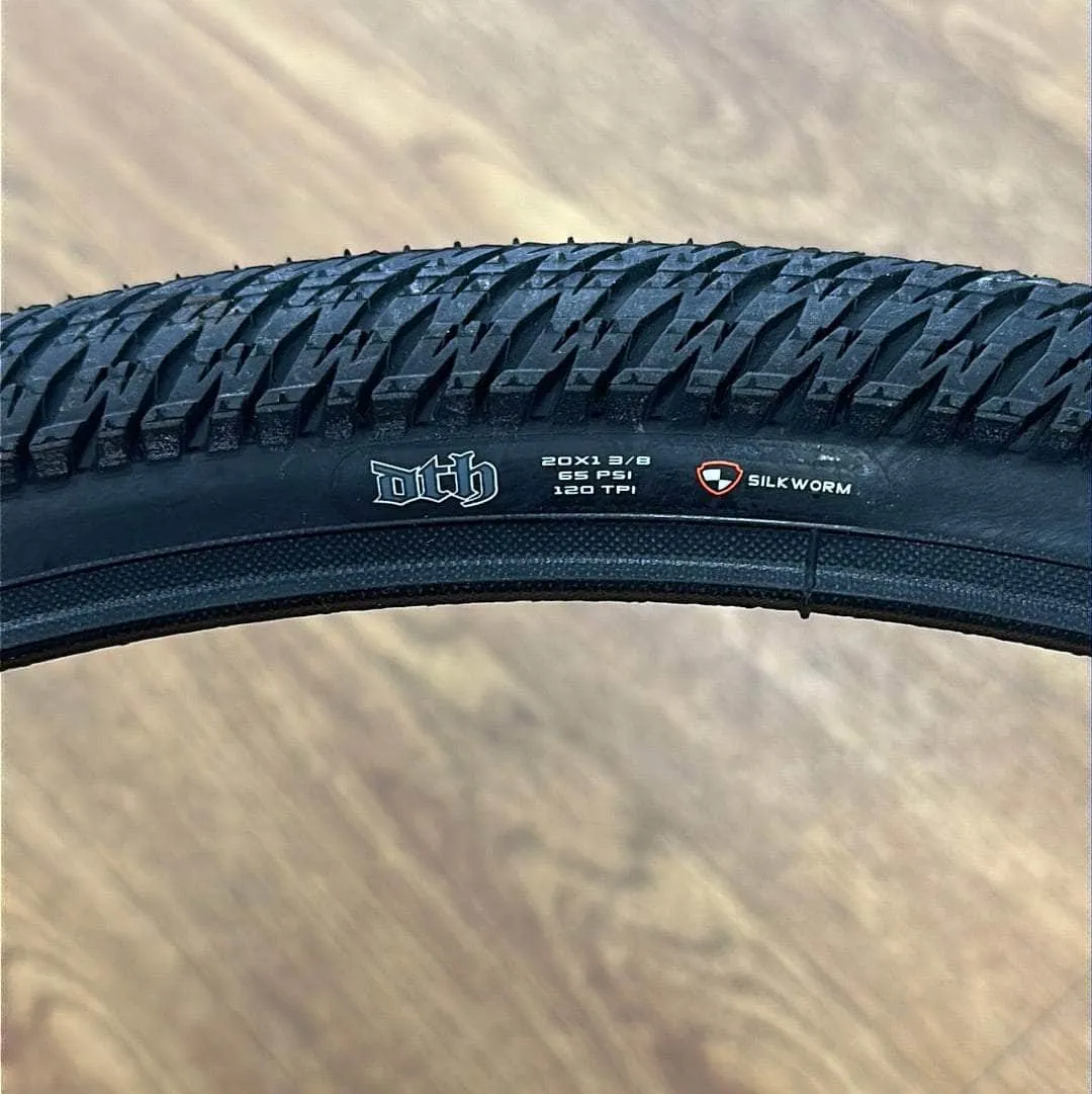 Maxxis DTH 120 TPI Wire EXO 20" Tyre