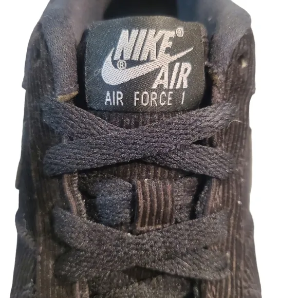 Nike Air Force 1LV8 Shoes Size 5Y Black Lace Up Corduroy Sneakers