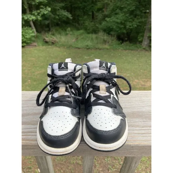NIKE Air Jordan 1 &quot;White Shadow&quot; Mid Shoes - Toddler Size‎ 10C - 640735 073