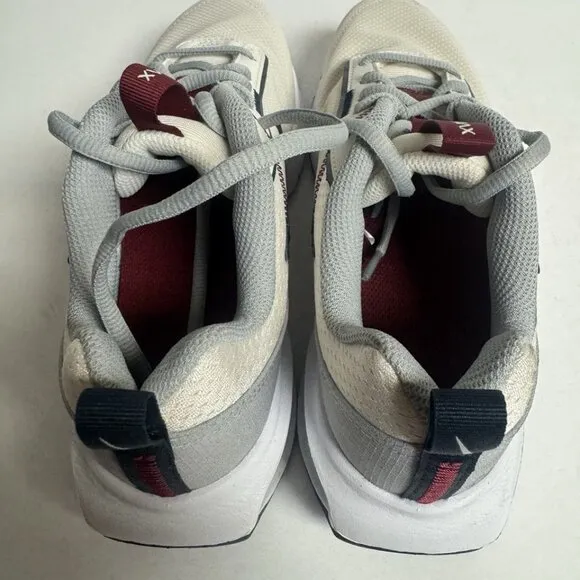 Nike Air Max Big kids' INTRLK Lite Sneaker, Boys Size 6.5 M