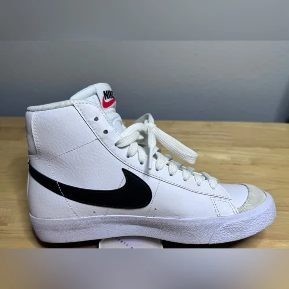 Nike Blazer Mid '77