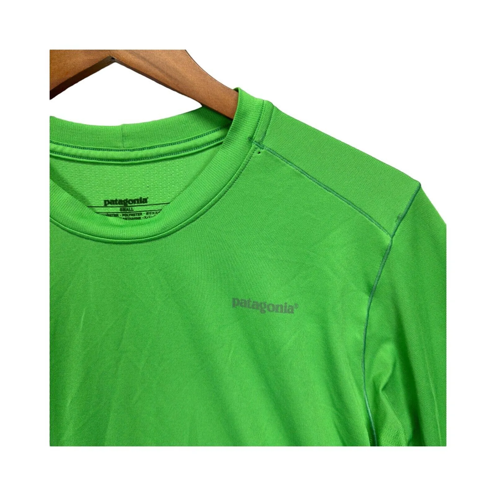 Patagonia Moisture Wicking Long Sleeve