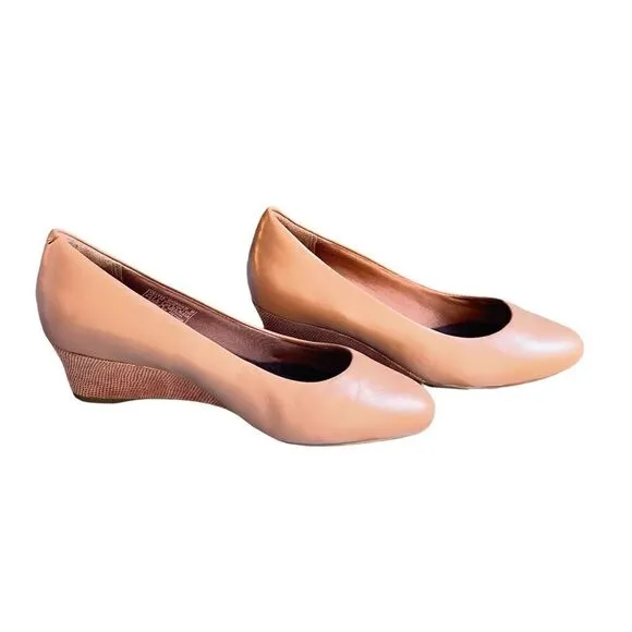 Rockport Total Motion TruTech Wedge Leather Heels Size 6.5