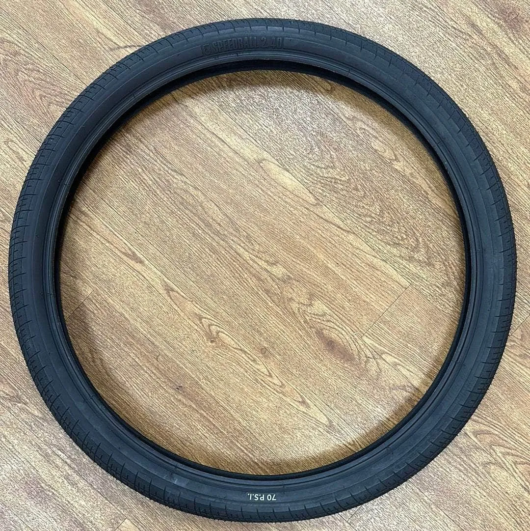 S&M Bikes Speedball 26 Inch Tyre Black