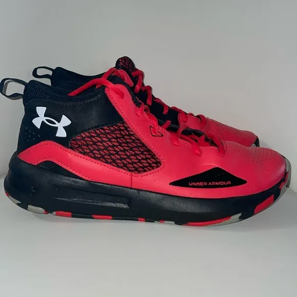 Under Armour Lockdown 5 Basketball Shoes Versa Red/Black Sneaker M 9 W 10.5