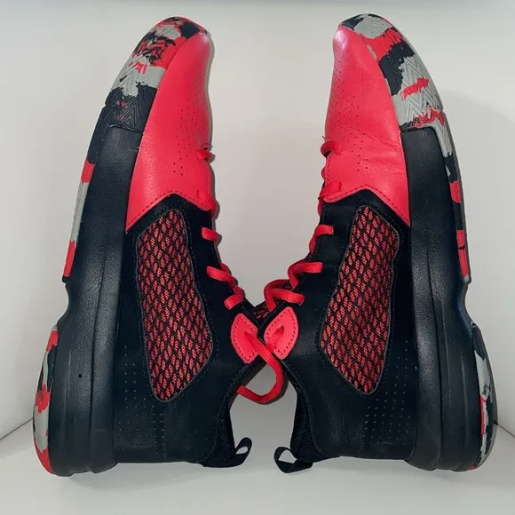 Under Armour Lockdown 5 Basketball Shoes Versa Red/Black Sneaker M 9 W 10.5