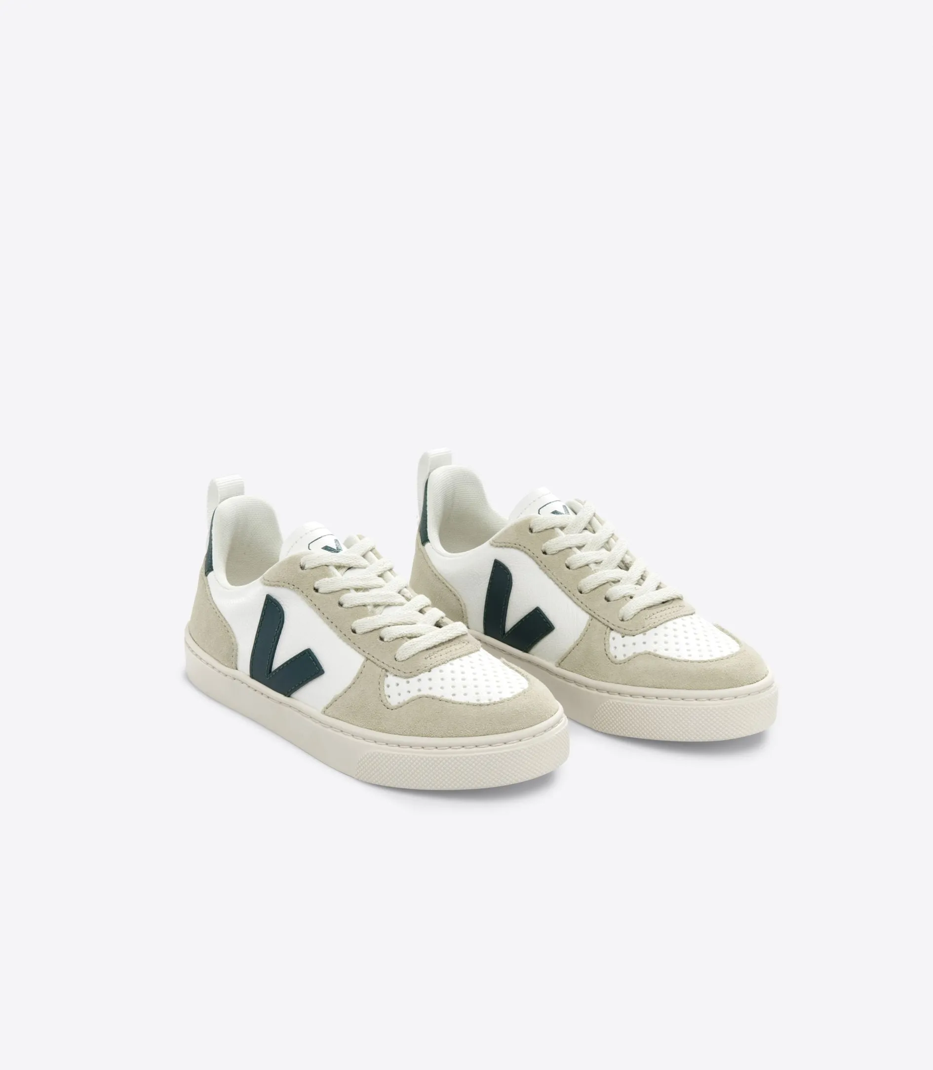 V-10 Laces Extra-White Brittany Almond
