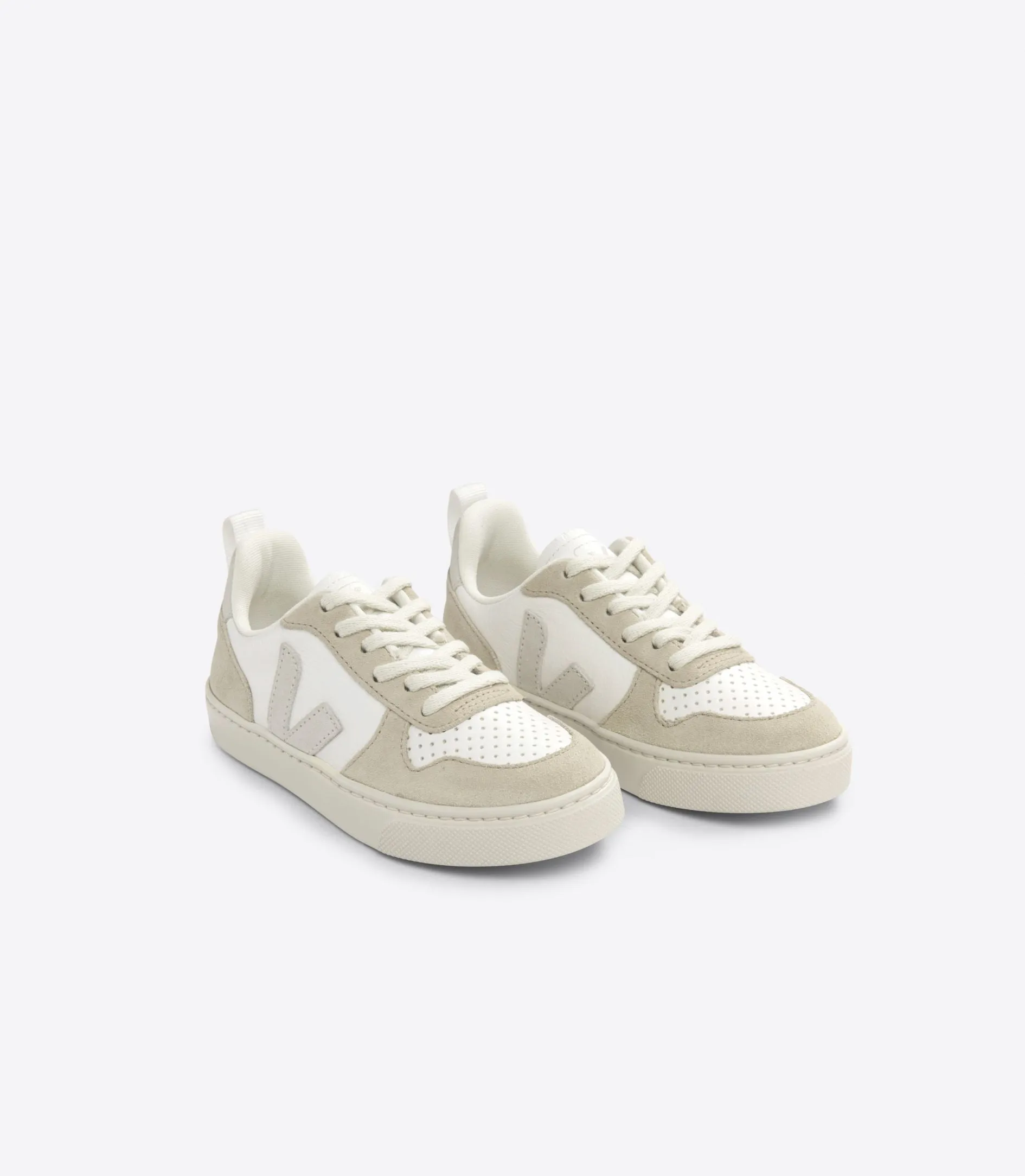 V-10 Laces Extra-White Natural Almond