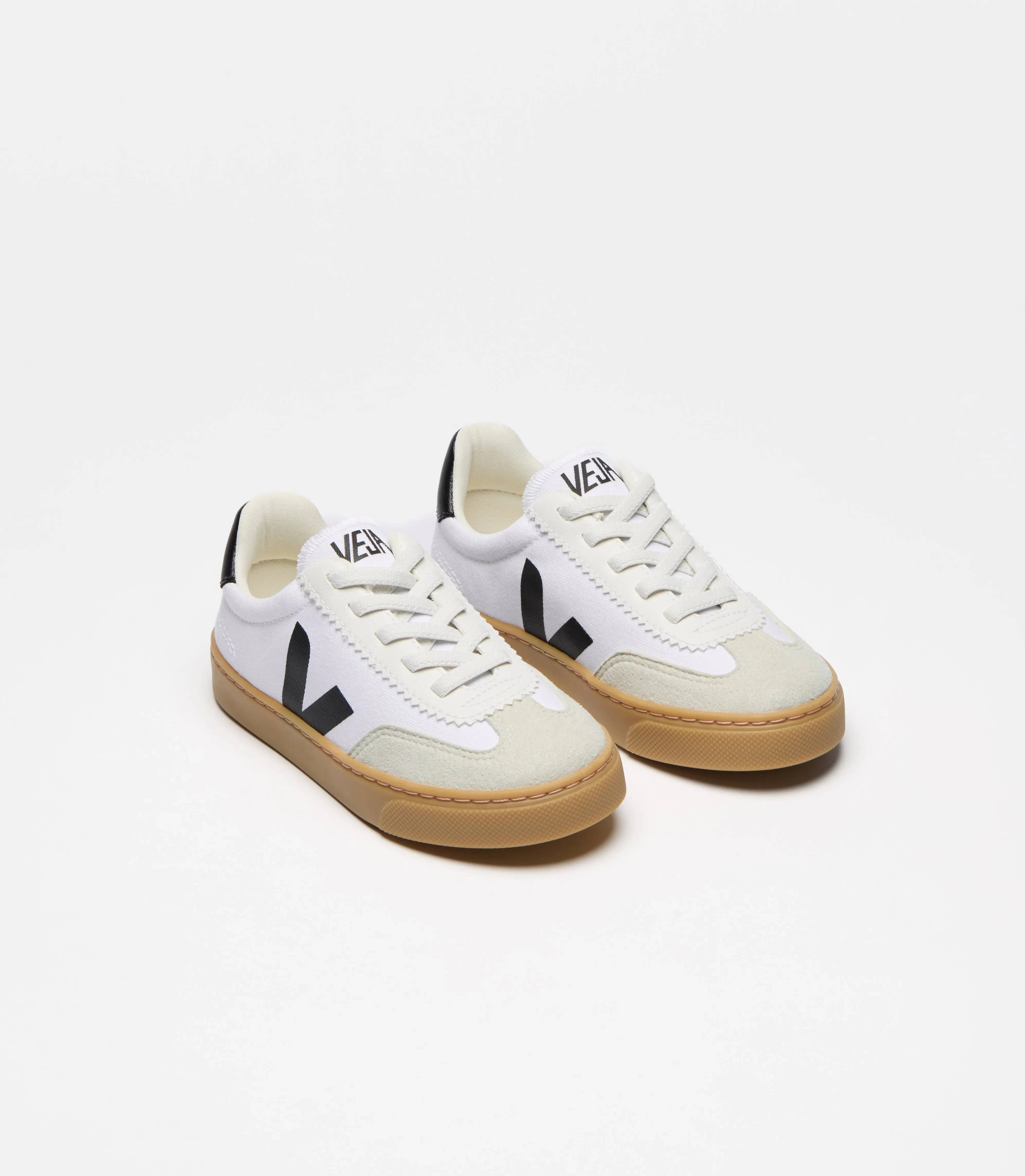 Volley Canvas White Black
